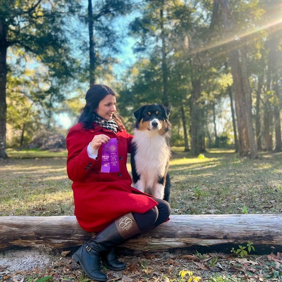 Meet your Posher, Fallon - Picture 4 of 8